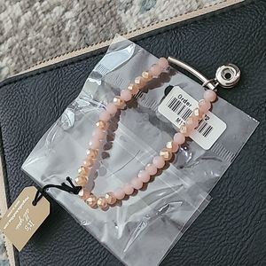 Magnolia and Vine snap bracelet